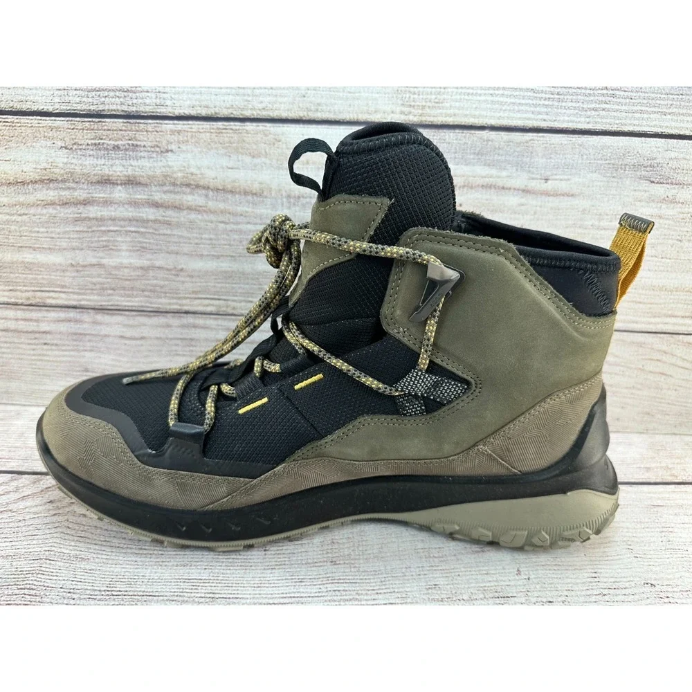 ECCO Ultra Terrain Waterproof Mid-cut Hiking Boot Mens Size 9-9.5 Tarmac Leather